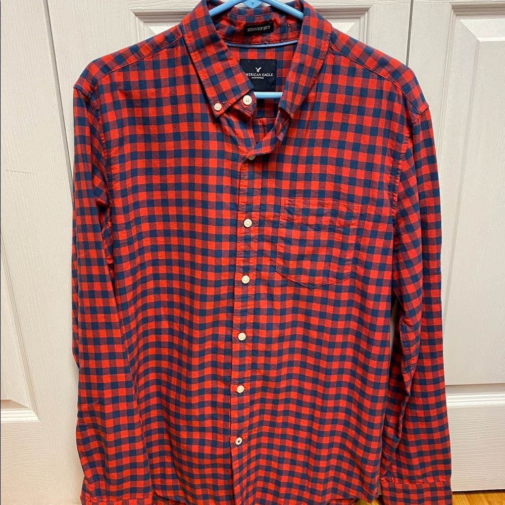American Eagle Men’s ‘Seriously Soft’ Black/Red Flannel, Size Medium